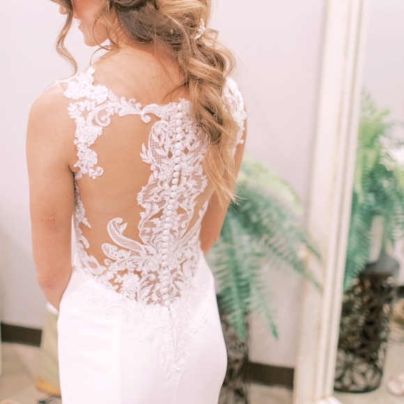 Rosa Clara Carola Wedding Gown Size 2, NWT, un-altered, never worn! - Picture 3 of 17